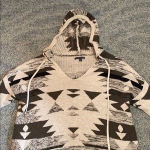 American Eagle Hooded Sweater